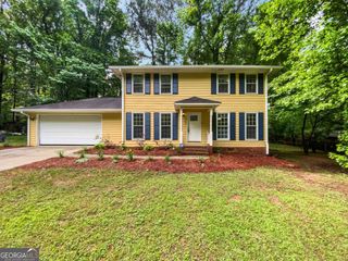 8683 Twin Oaks Drive, Jonesboro, GA 30236