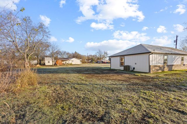 401 N White Oak, Dodd City, TX 75438