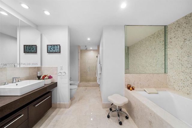 17121 Collins Avenue 1802, Sunny Isles Beach, FL 33160