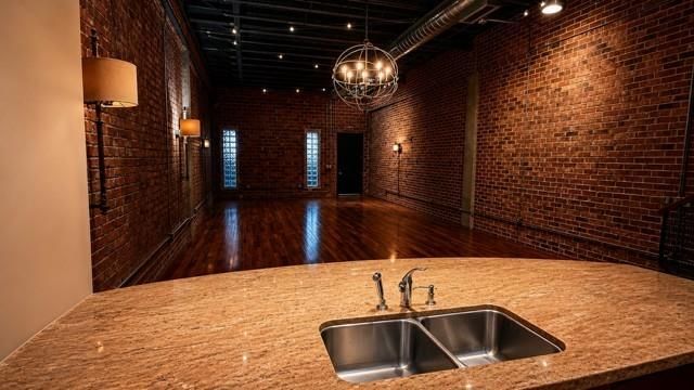 1717 W Webster Street F, Houston, TX 77019