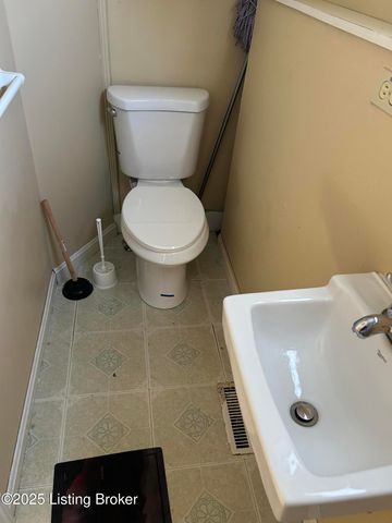 3819 Miami Ave, Louisville, KY 40212