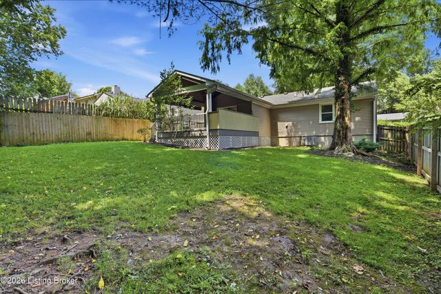 11310 Deham Dr, Louisville, KY 40241