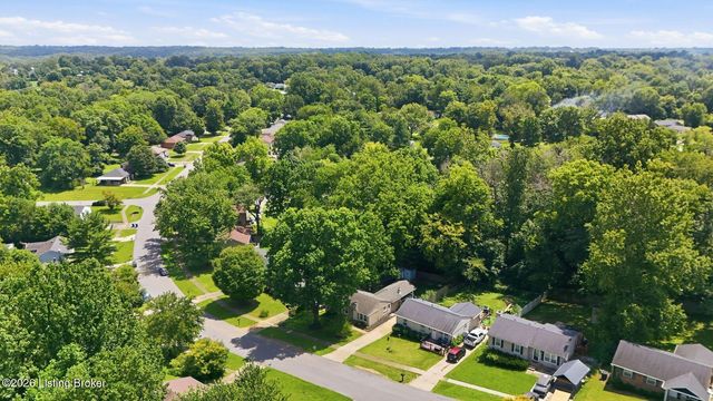 11310 Deham Dr, Louisville, KY 40241
