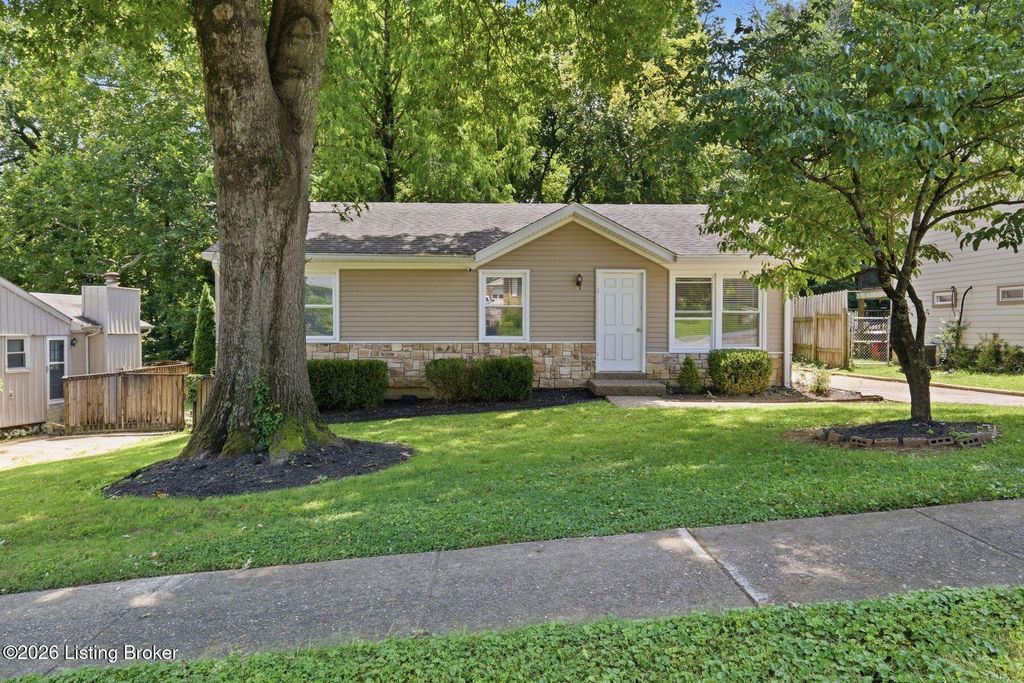 11310 Deham Dr, Louisville, KY 40241
