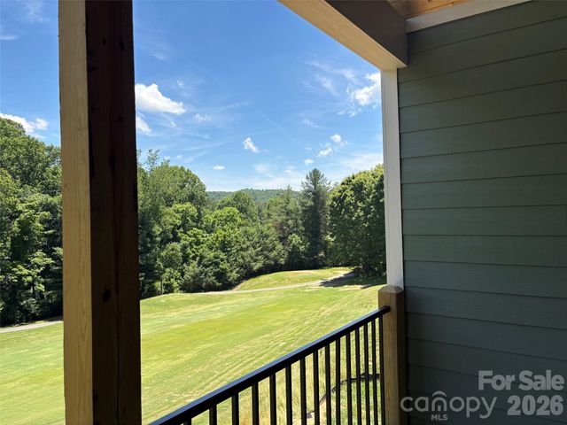 148 Triple Fairways Drive, Hendersonville, NC 28739
