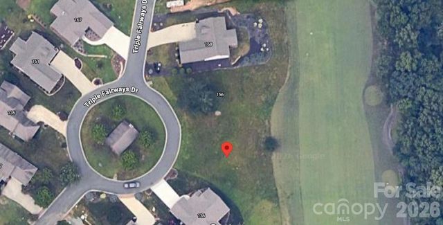 148 Triple Fairways Drive, Hendersonville, NC 28739