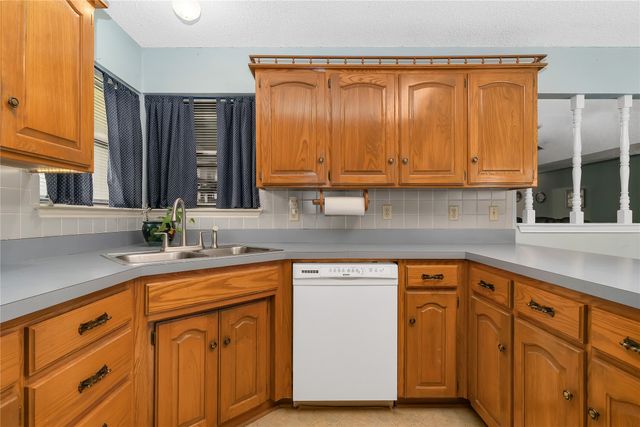 1308 Cindy Court, Cleburne, TX 76033