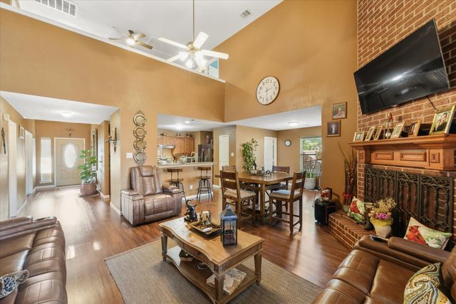 4008 Liberty Trail, Heartland, TX 75126