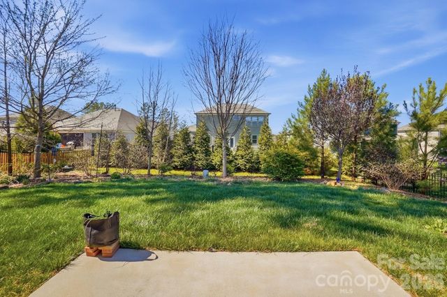 10046 Fox Trotter Lane, Midland, NC 28107