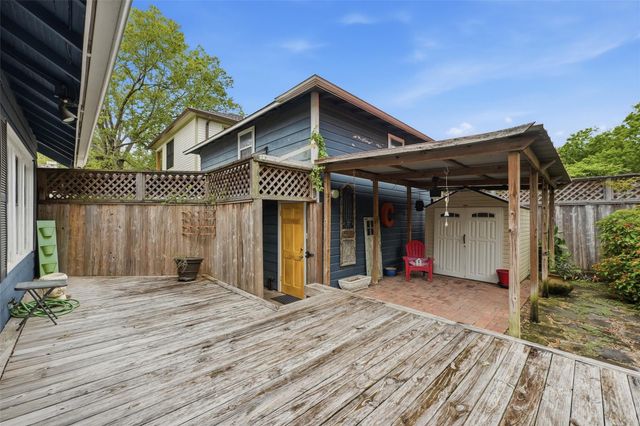 3211 Beauchamp Street, Houston, TX 77009