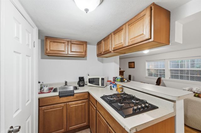 3211 Beauchamp Street, Houston, TX 77009
