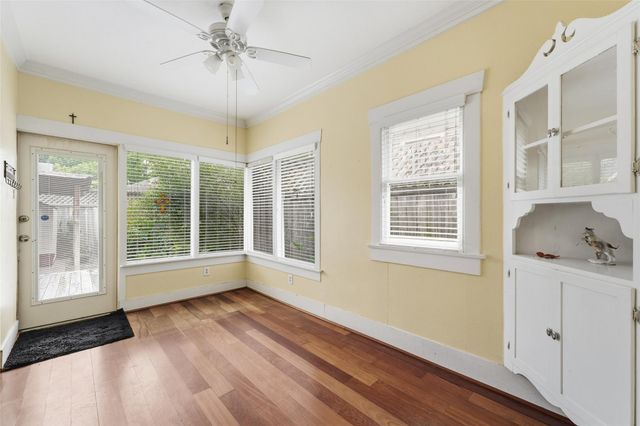 3211 Beauchamp Street, Houston, TX 77009