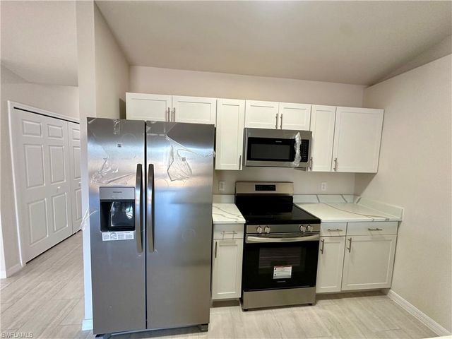 3821 SW 9th AVE, Cape Coral, FL 33914