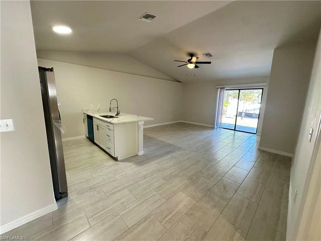 3821 SW 9th AVE, Cape Coral, FL 33914