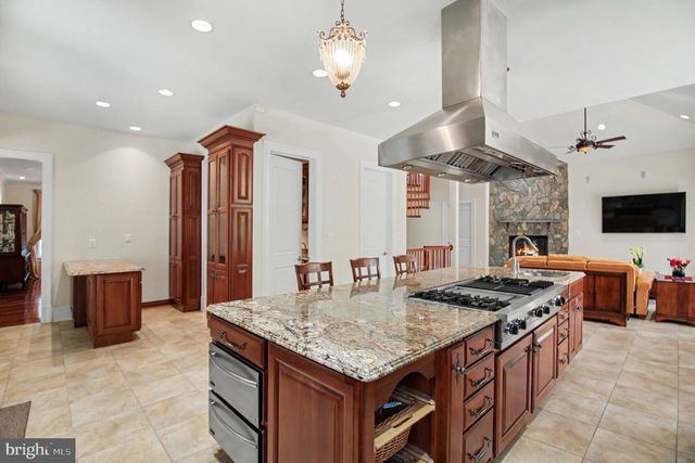 5985 SAINT CATHERINES LN, Lorton, VA 22079