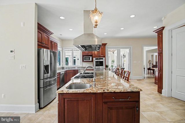 5985 SAINT CATHERINES LN, Lorton, VA 22079
