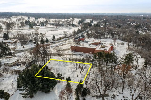 130x Dodd Road, Mendota Heights, MN 55118