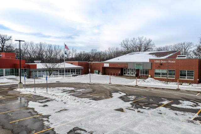 130x Dodd Road, Mendota Heights, MN 55118