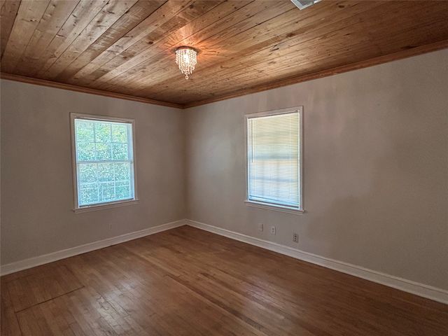 640 E Pleasant Run Road, Desoto, TX 75115