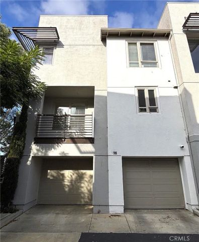 5510 W 149th Place 16, Hawthorne, CA 90250