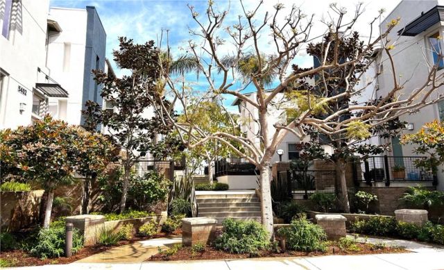 5510 W 149th Place 16, Hawthorne, CA 90250