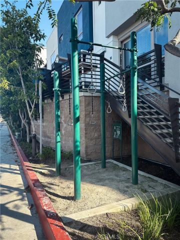 5510 W 149th Place 16, Hawthorne, CA 90250
