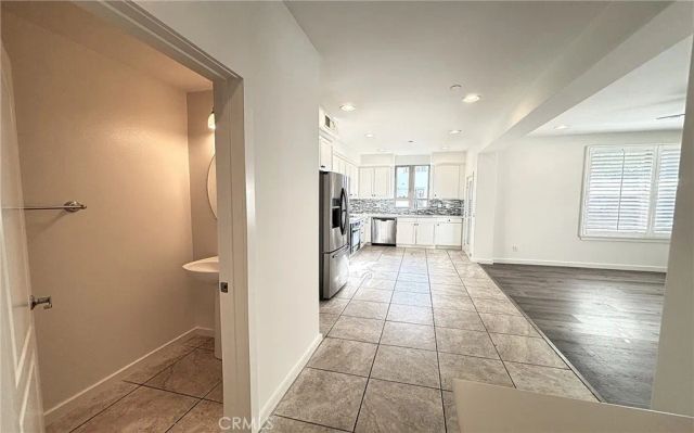 5510 W 149th Place 16, Hawthorne, CA 90250