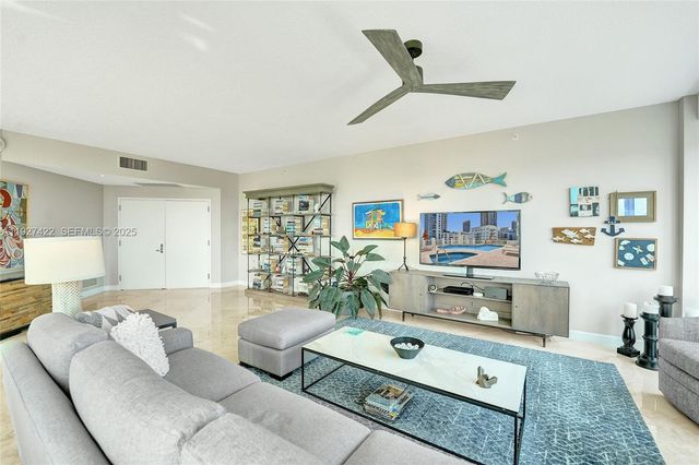 111 SE 8th Ave 1101, Fort Lauderdale, FL 33301