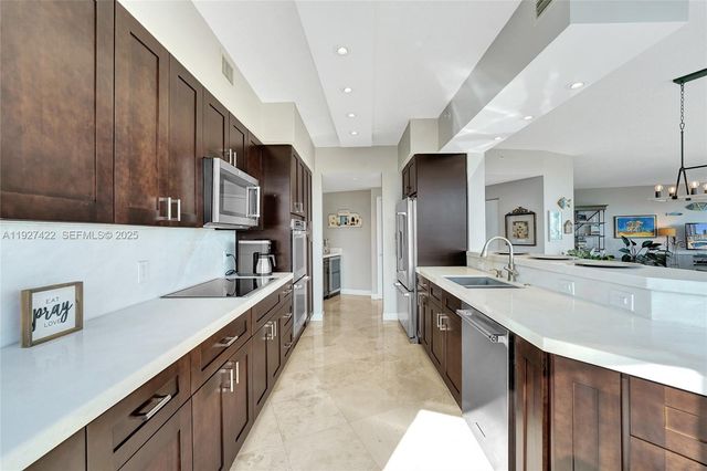 111 SE 8th Ave 1101, Fort Lauderdale, FL 33301