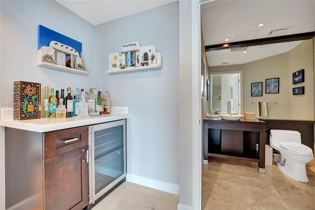 111 SE 8th Ave 1101, Fort Lauderdale, FL 33301