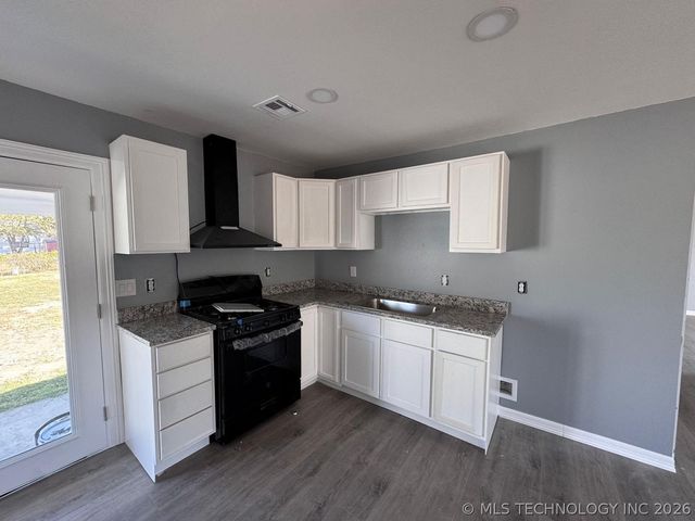 721 N Hudson Avenue, Tulsa, OK 74115