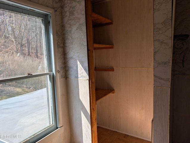 77 3rd Street, Gloversville, NY 12078