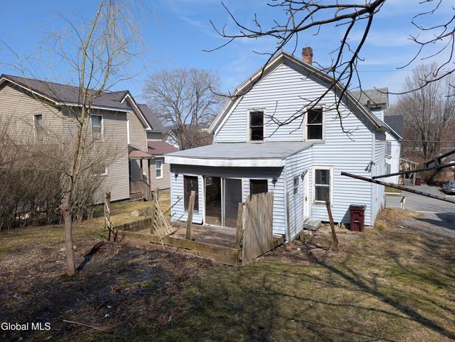 77 3rd Street, Gloversville, NY 12078