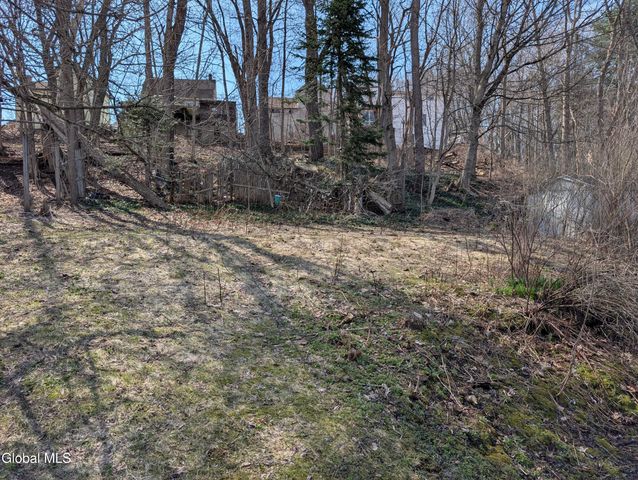 77 3rd Street, Gloversville, NY 12078