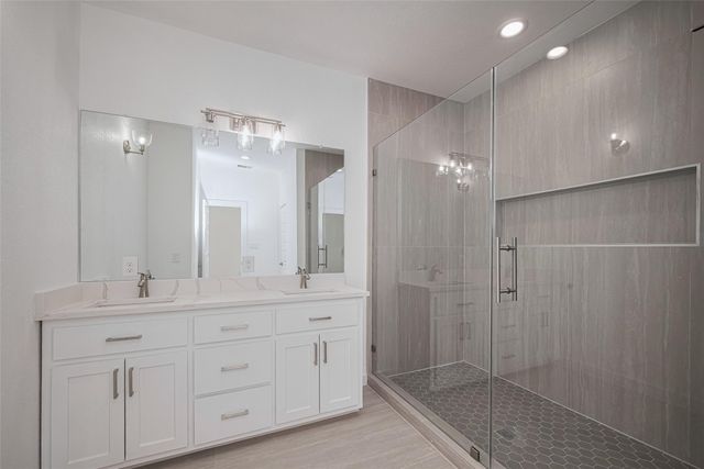 7307 W Knoll Street, Houston, TX 77028