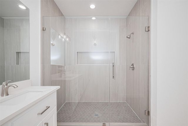 7307 W Knoll Street, Houston, TX 77028