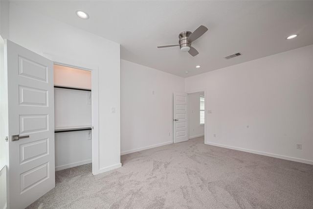 7307 W Knoll Street, Houston, TX 77028