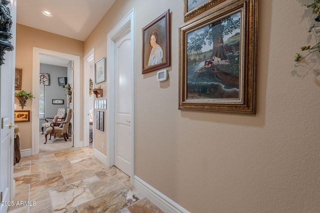 2160 E KENWOOD Street, Mesa, AZ 85213