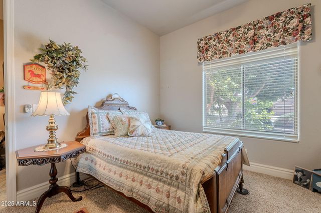 2160 E KENWOOD Street, Mesa, AZ 85213