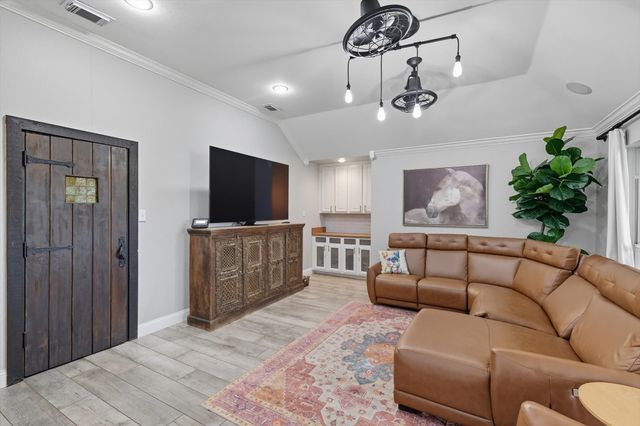 5816 Pin Tail Court, Fort Worth, TX 76244