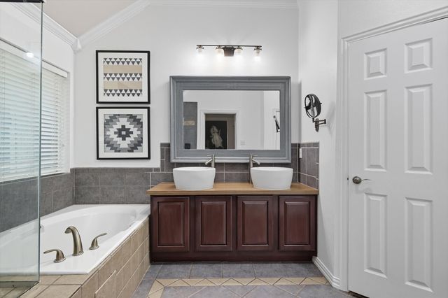 5816 Pin Tail Court, Fort Worth, TX 76244