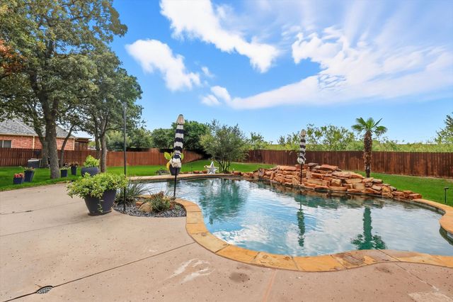 5816 Pin Tail Court, Fort Worth, TX 76244