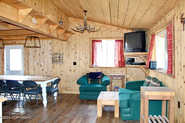 23534 E Moose Run Circle, Glennallen, AK 99588