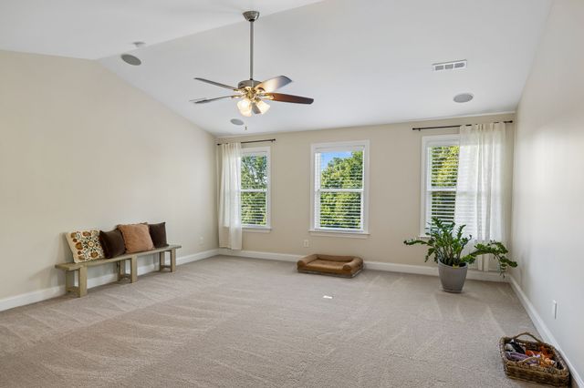 7107 Triple Crown Ln, Fairview, TN 37062