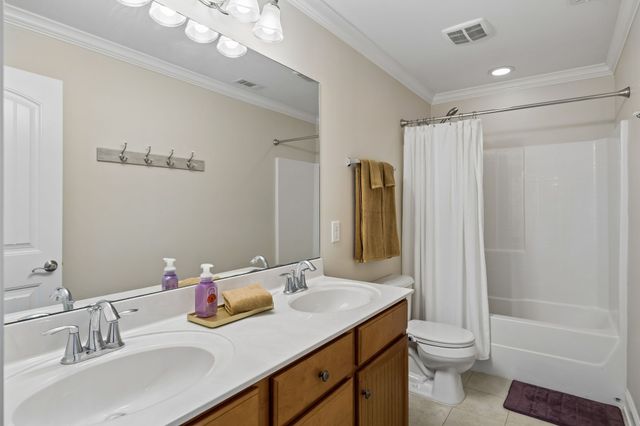 7107 Triple Crown Ln, Fairview, TN 37062