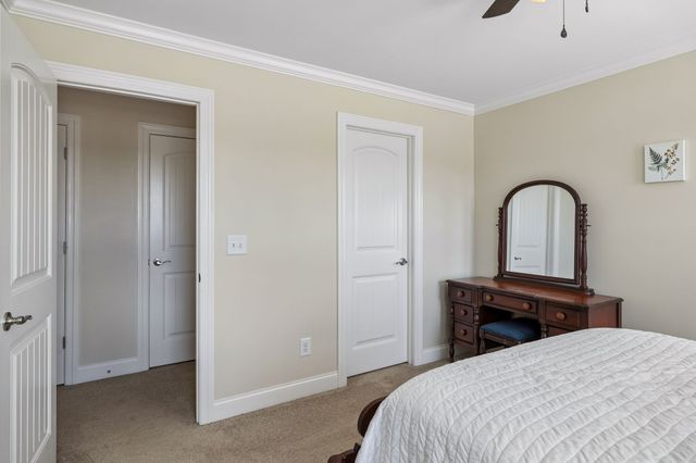 7107 Triple Crown Ln, Fairview, TN 37062