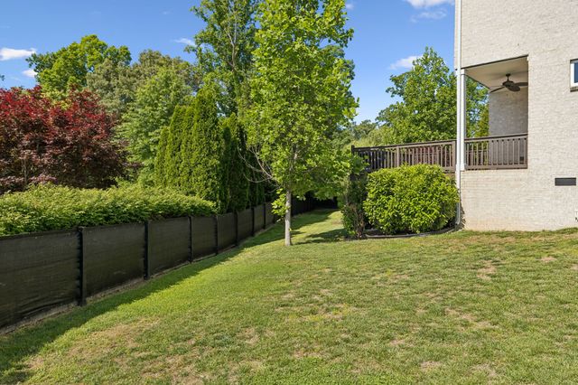 7107 Triple Crown Ln, Fairview, TN 37062