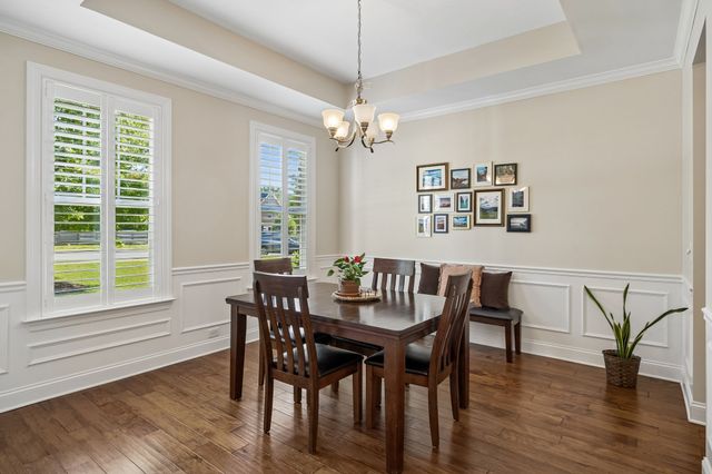 7107 Triple Crown Ln, Fairview, TN 37062