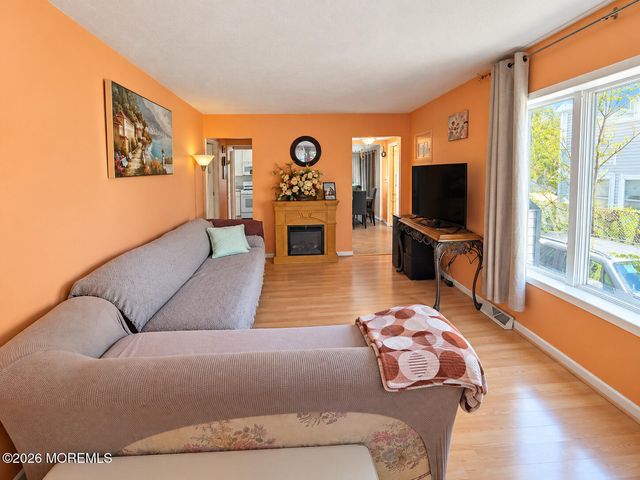 31 Harrigan Avenue, Monroe Twp, NJ 08831