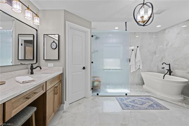14590 Indigo Lakes CIR, Naples, FL 34119